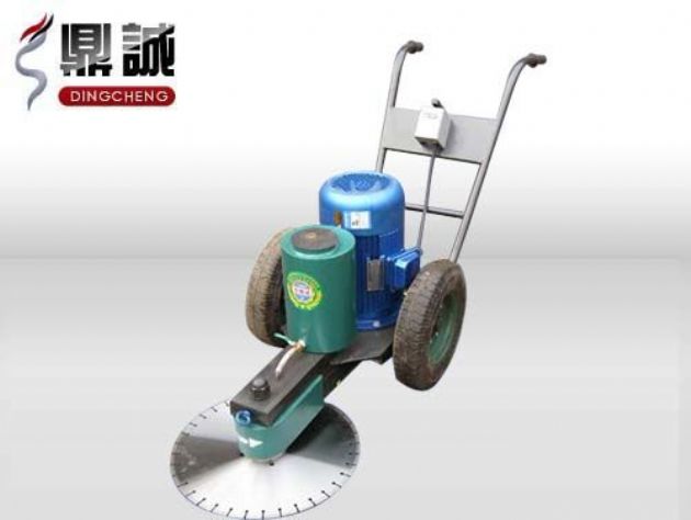 點(diǎn)擊查看詳細(xì)信息<br>標(biāo)題：手推式切樁機(jī) 閱讀次數(shù)：12660