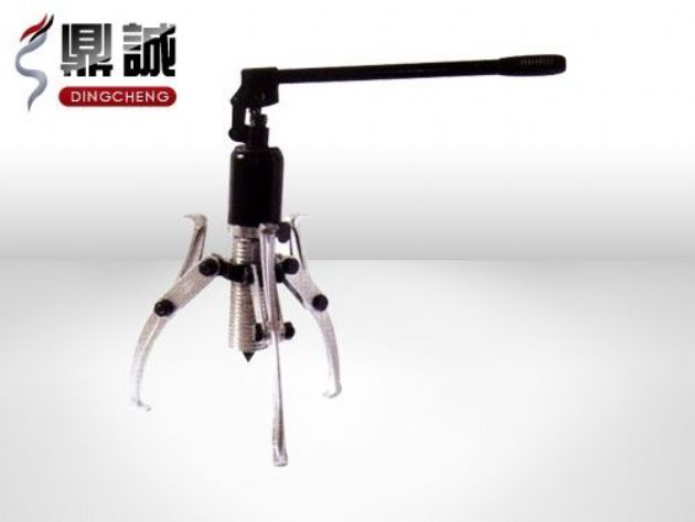 點(diǎn)擊查看詳細(xì)信息<br>標(biāo)題：整體式液壓拉馬 閱讀次數(shù)：5083