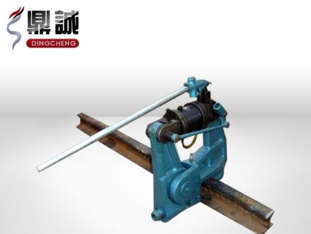 點(diǎn)擊查看詳細(xì)信息<br>標(biāo)題：液壓鋼軌擠孔機(jī) 閱讀次數(shù)：4678